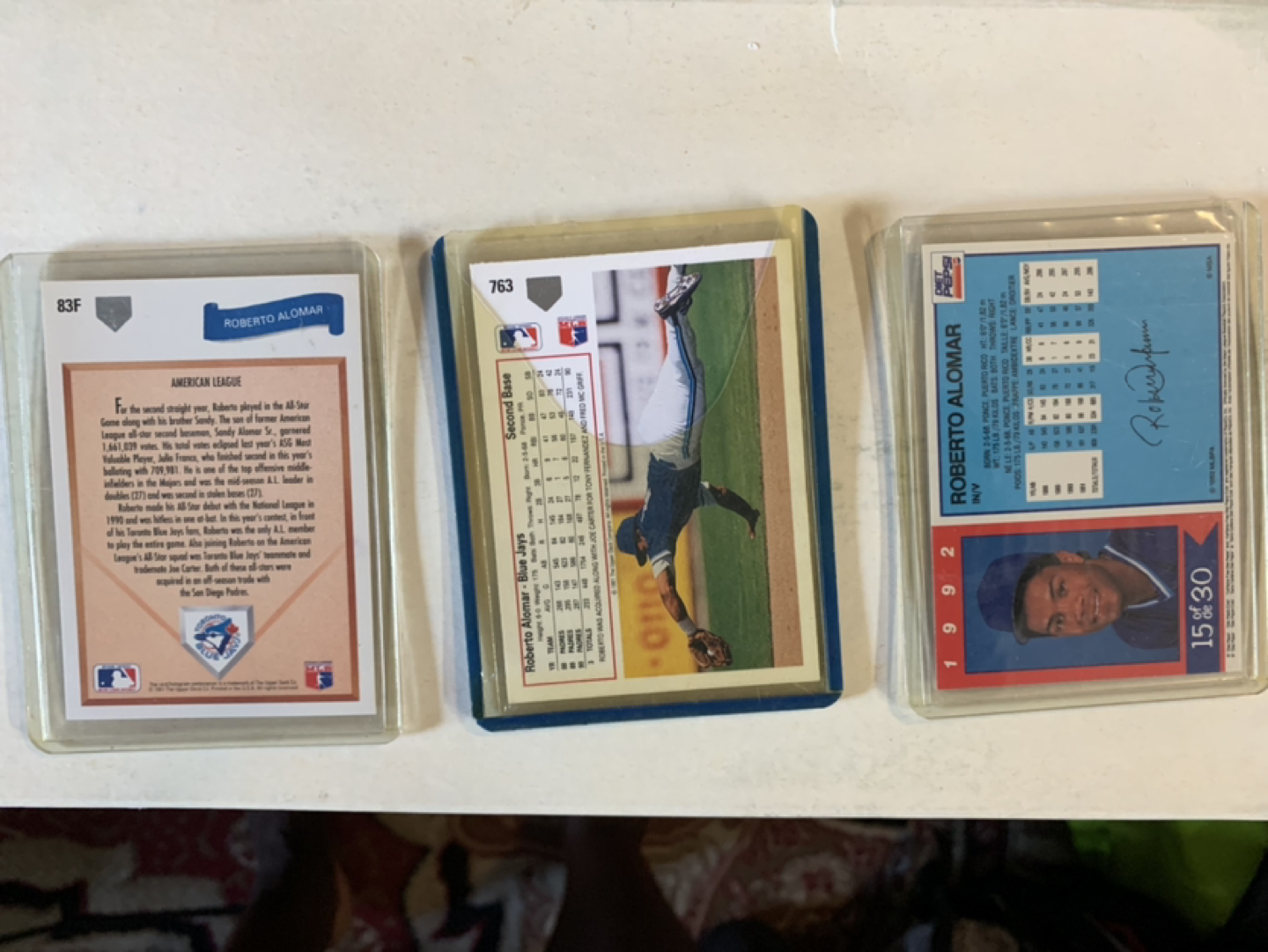 Three Roberto Alomar Cards - photo 2