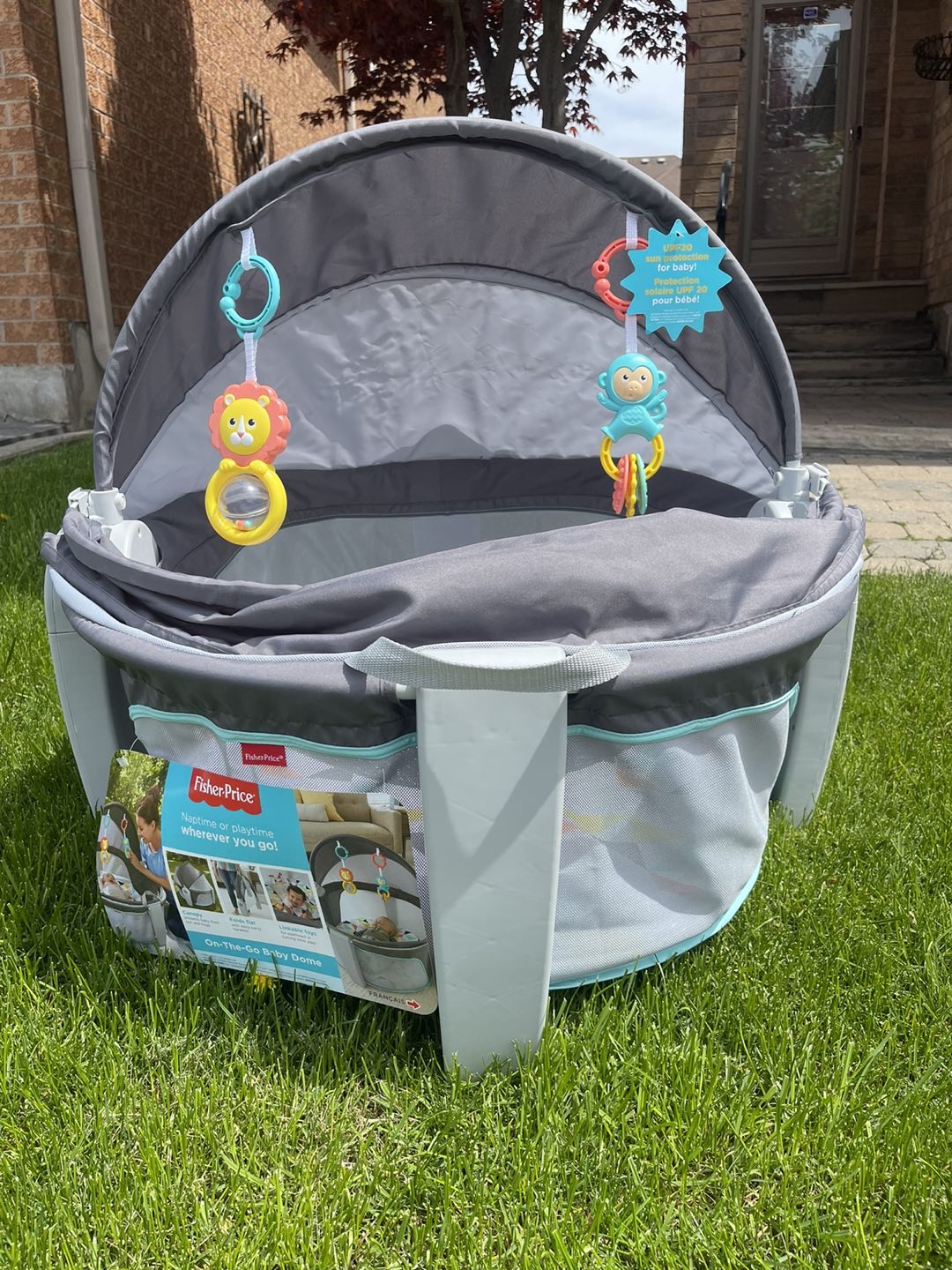 Fisher-Price Portable Bassinet and Play Space On-The-Go - photo 2