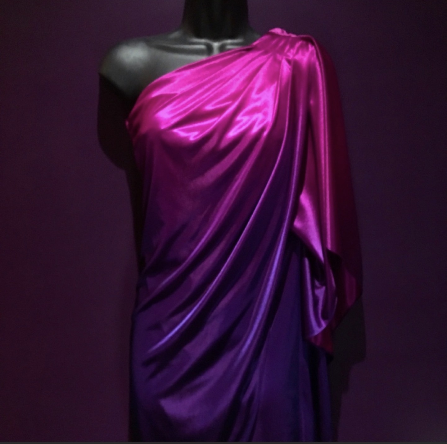 Grad/prom dress thumbnail