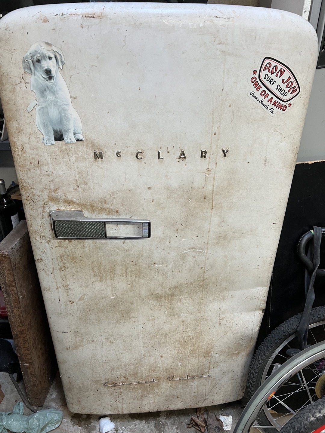 Mc Clary Vintage Fridge