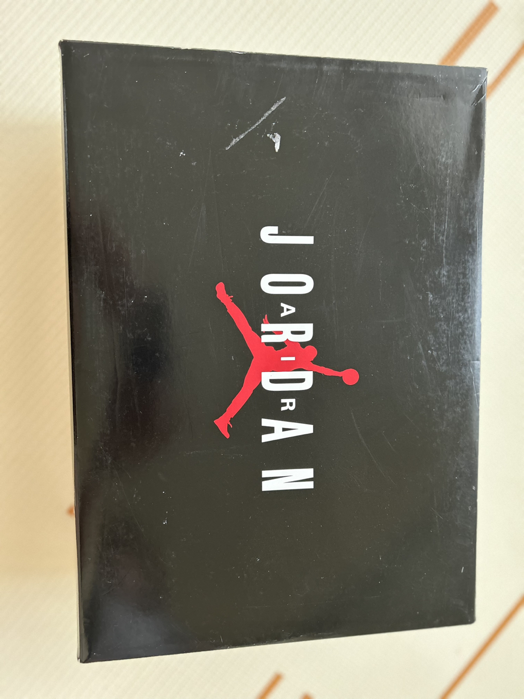 Air Jordan 11 Retro Animal Instinct Size US 7.5 image indicator(4)