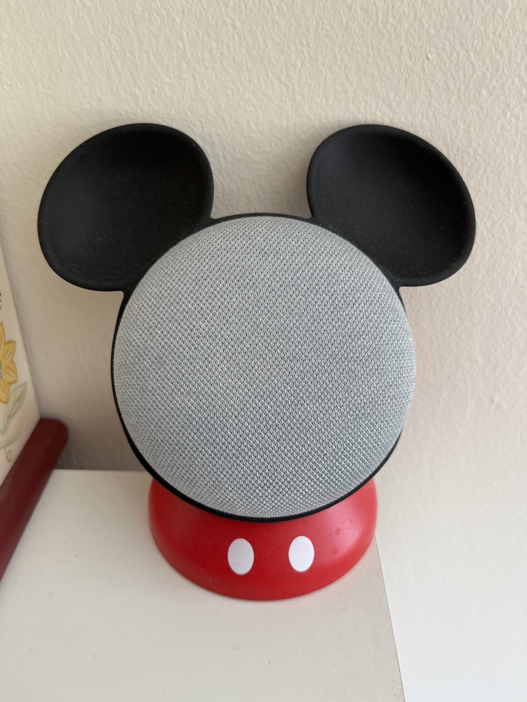 Google Home Mini + micki mouse casing thumbnail