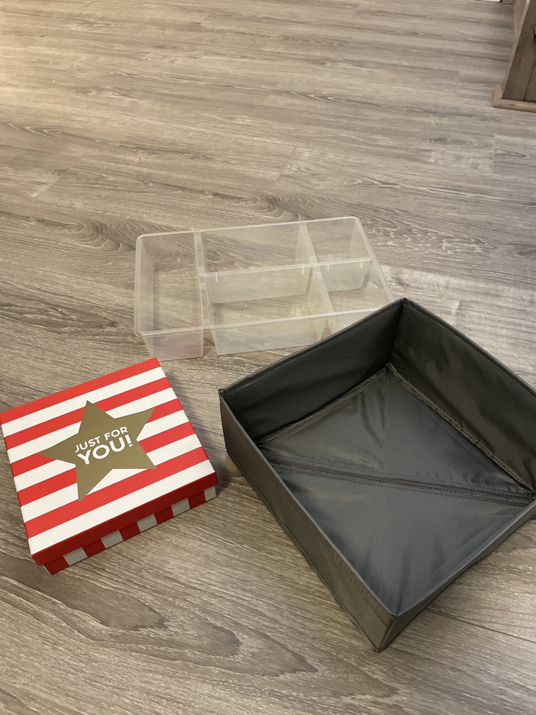 Boxes & organizers
