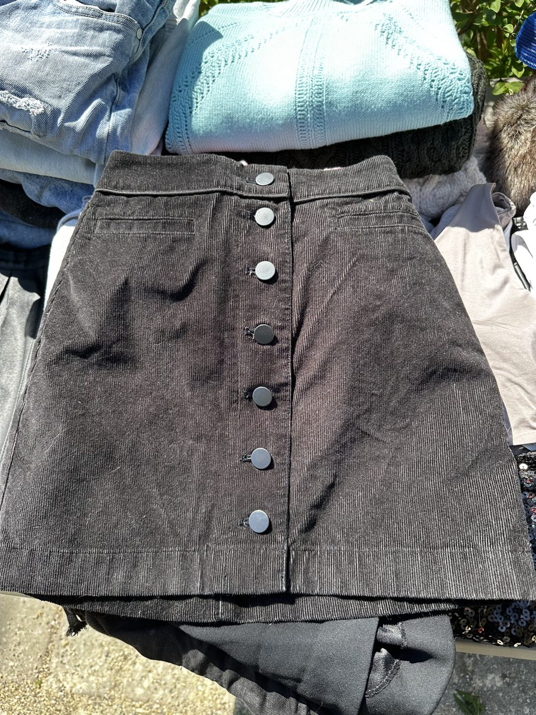 Wilfred Free corduroy skirt (black) thumbnail