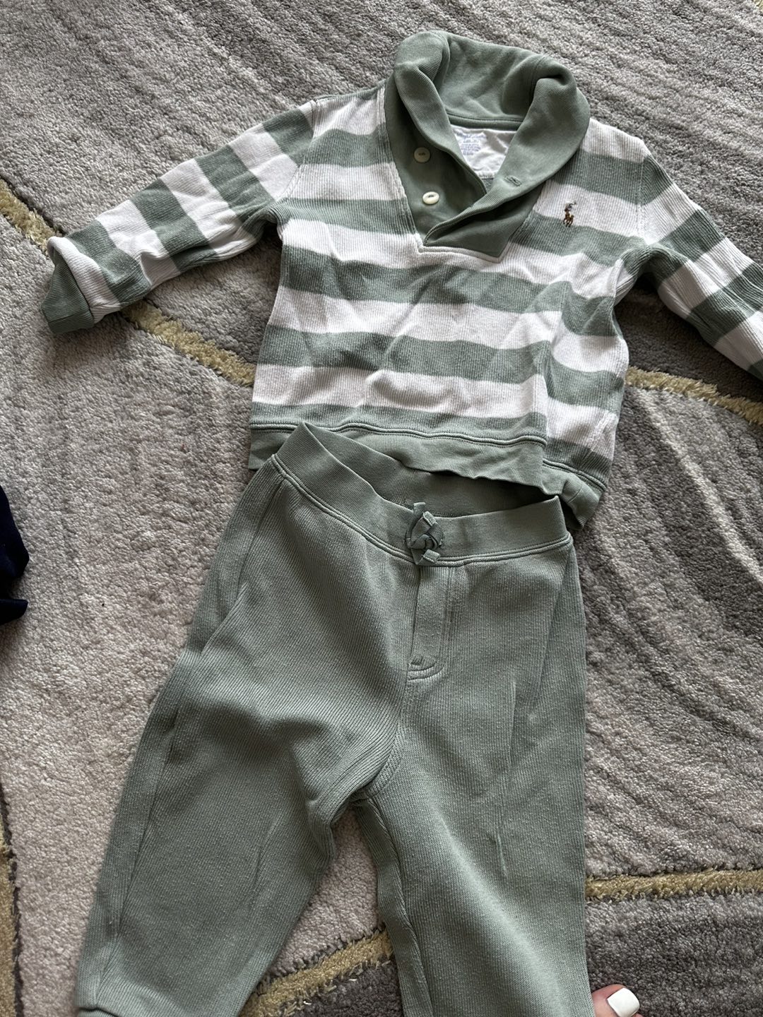Ralph Lauren kids set 18 months thumbnail