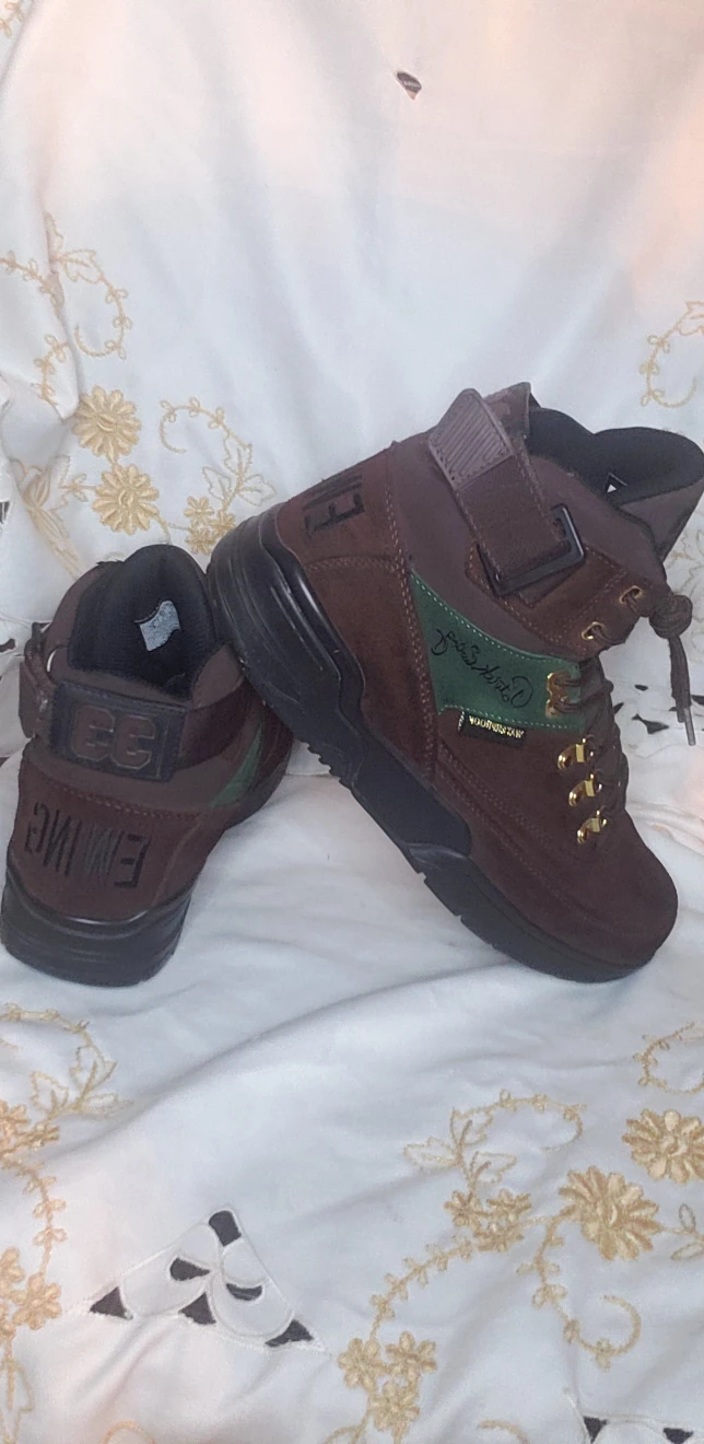 Ewings shoes image indicator(2)