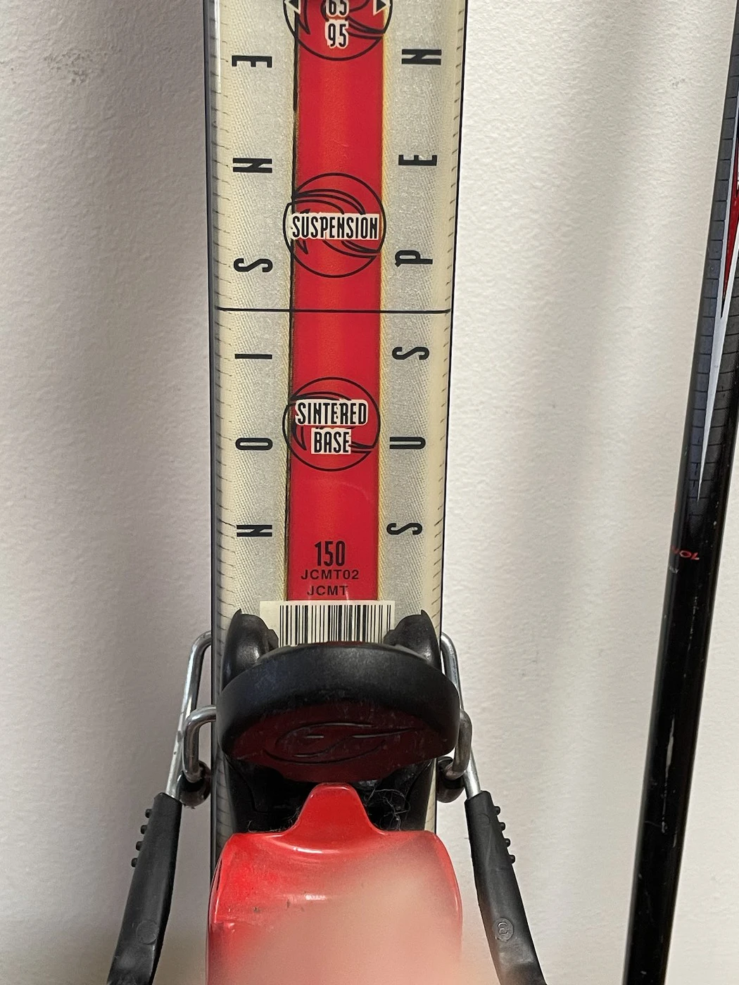 downhill skiis