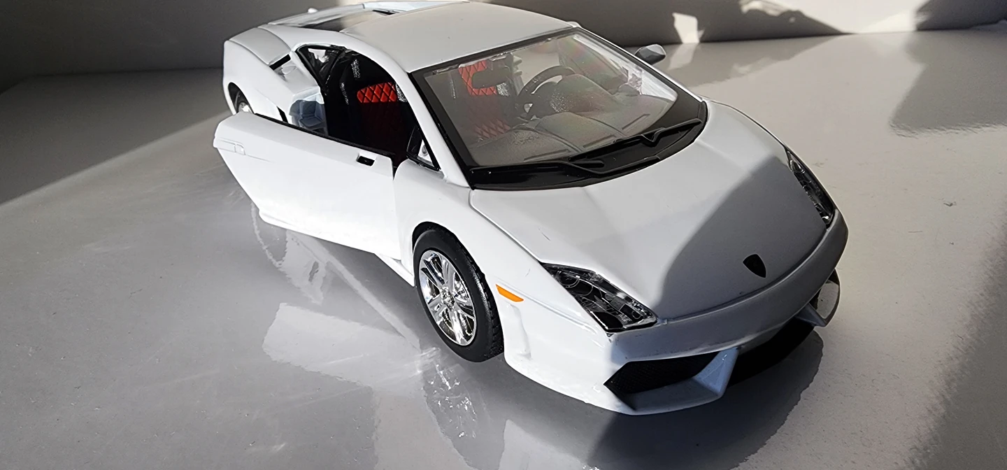 1 24 scale model Lamborghini - photo 5