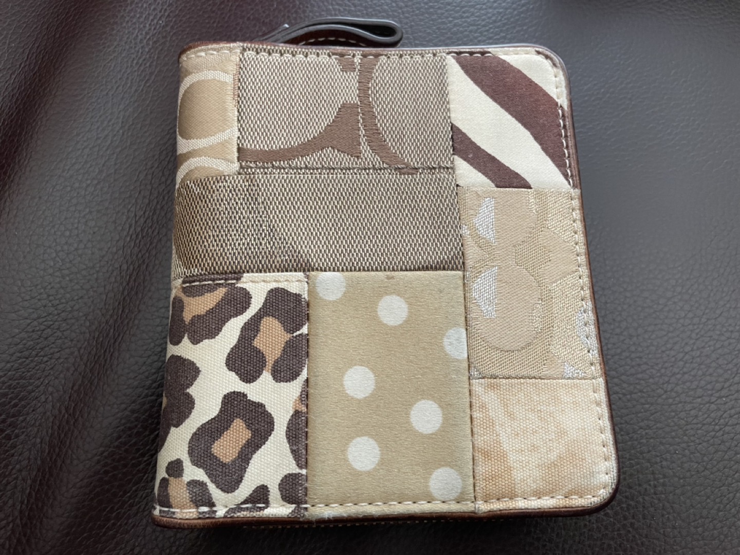 Coach wallet thumbnail