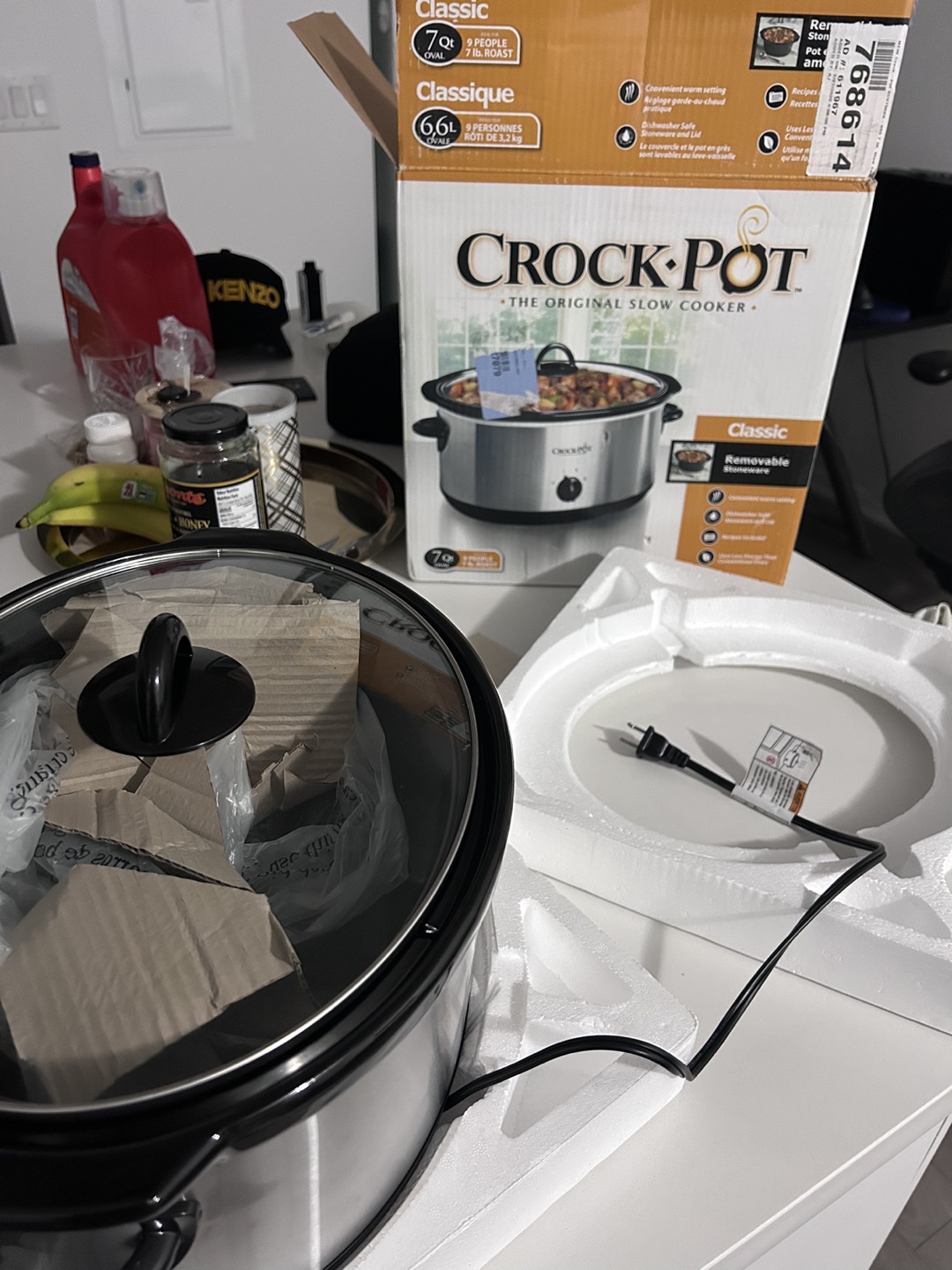 Slow cooker