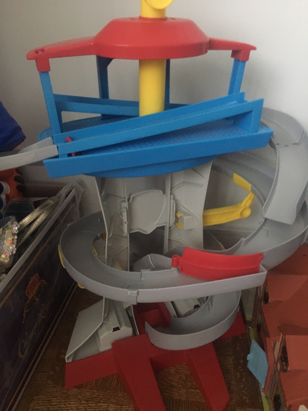 toy parking garage #freecycle thumbnail