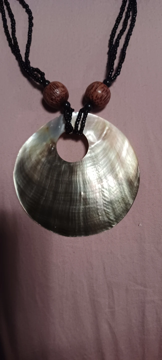 Shell Necklace image indicator(2)