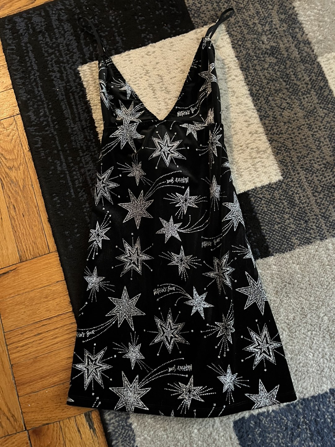 Sparkly Brand New Victoria’s Secret Slip Dress w glitter accents - photo 4