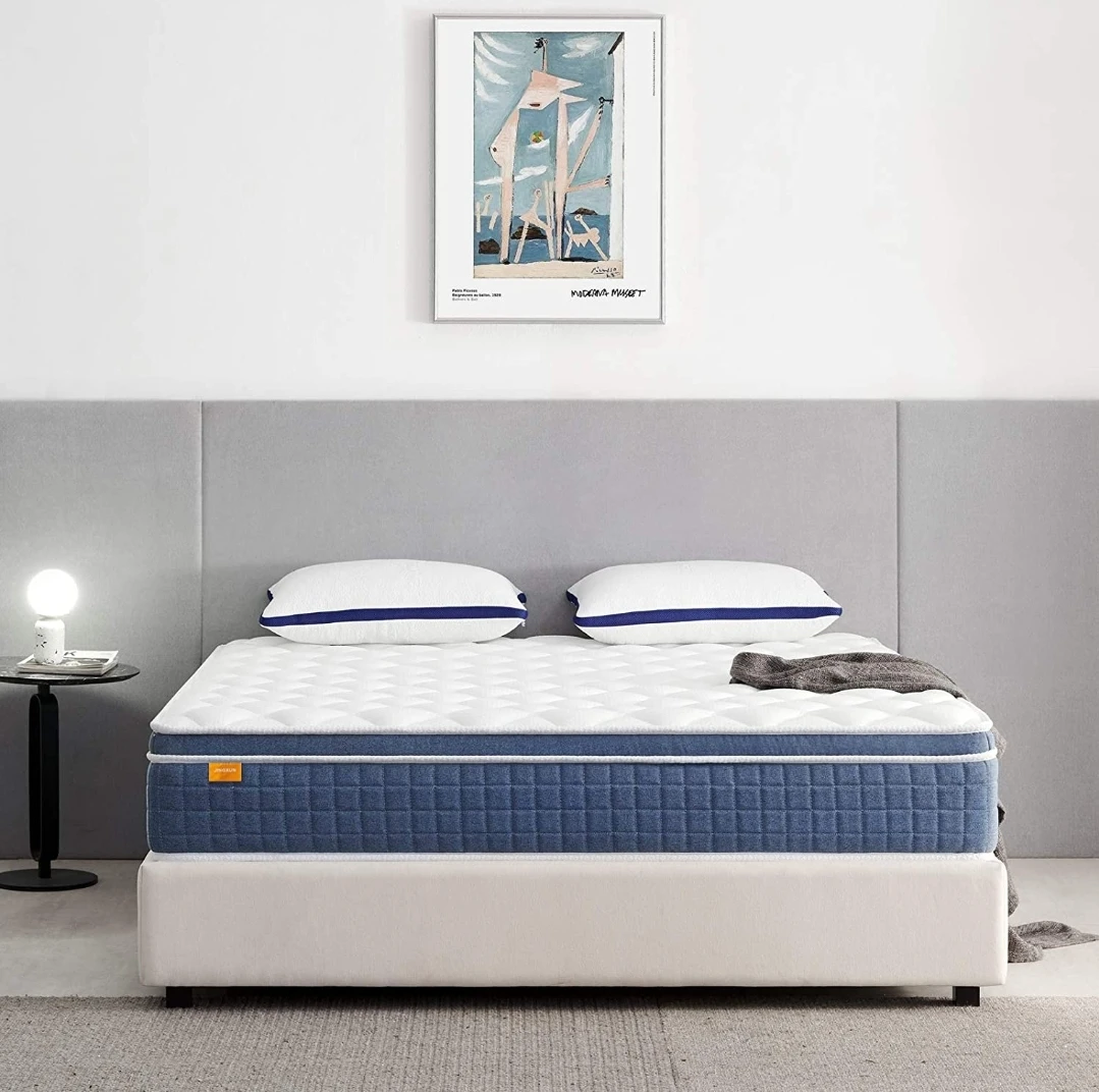Selling a like brand new 10 inch queen mattress. - photo 5
