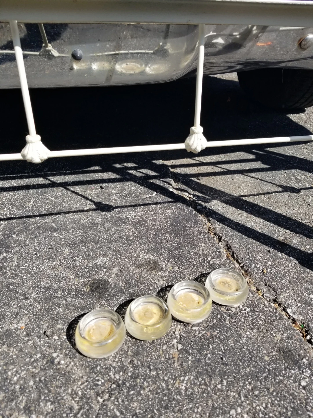 Antique Wrought Iron complete bed frame image indicator(7)