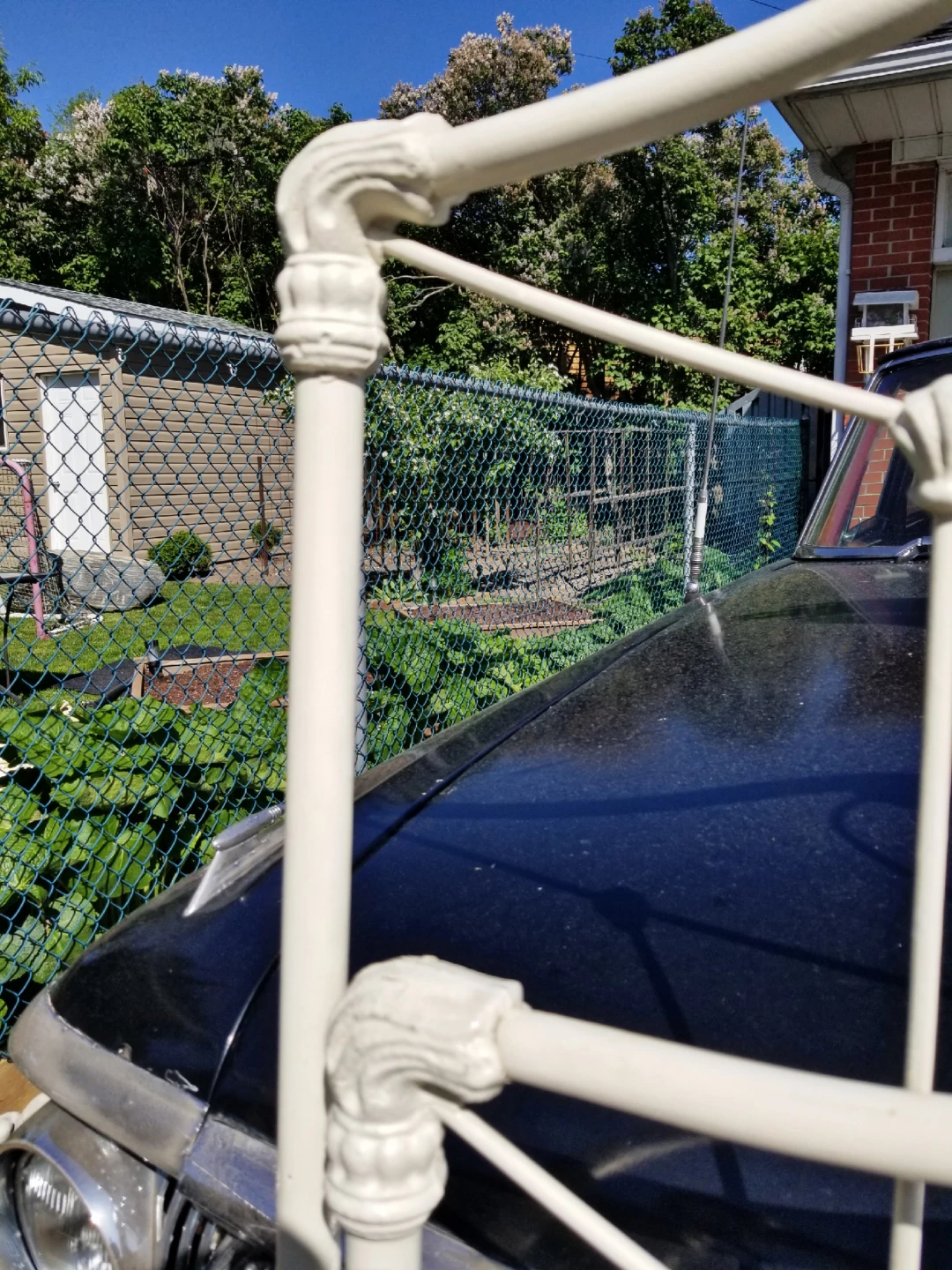 Antique Wrought Iron complete bed frame image indicator(8)