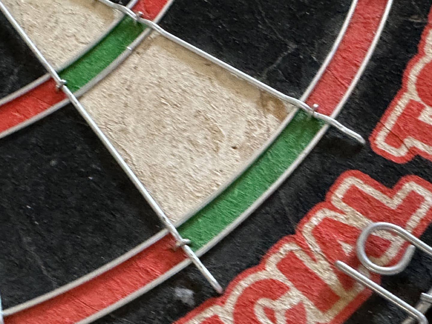 Tournament bristle dart board - photo 3