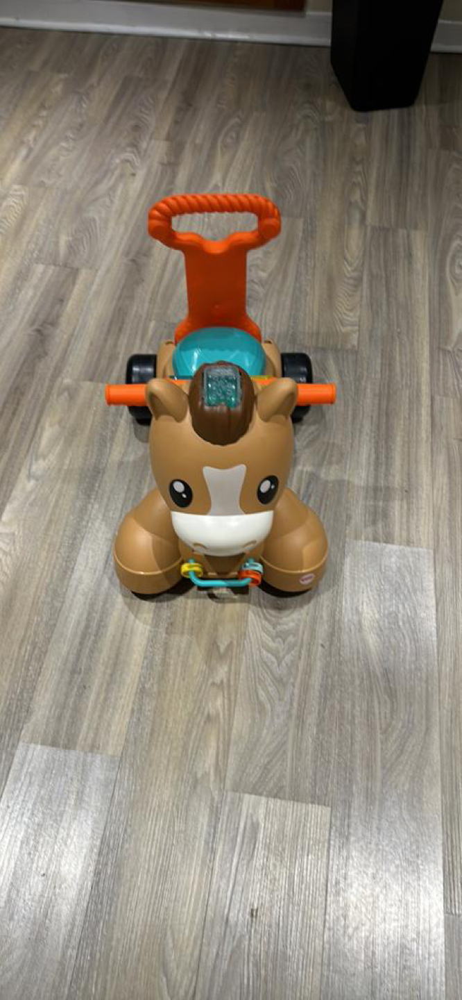 Baby walker musical