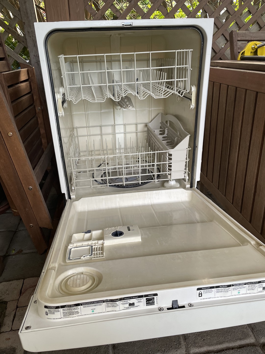 Kenmore Dishwasher 24”White image indicator(2)