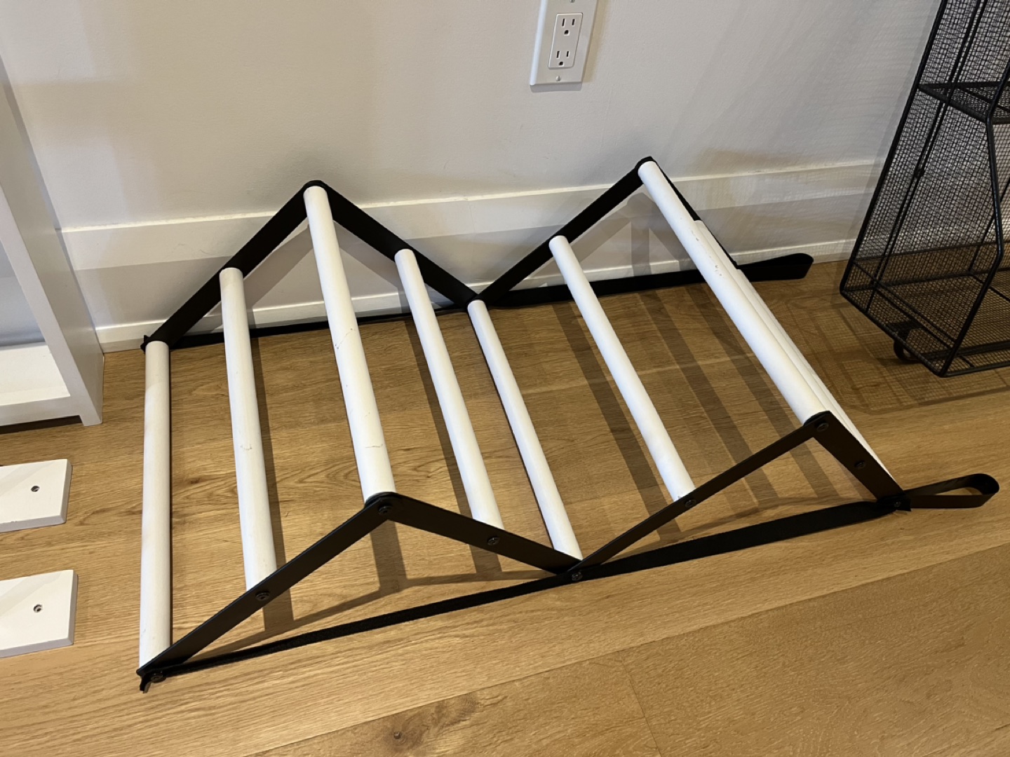 Pottery Barn - Gabrielle Drying Rack + Hanging Shelf - photo 2