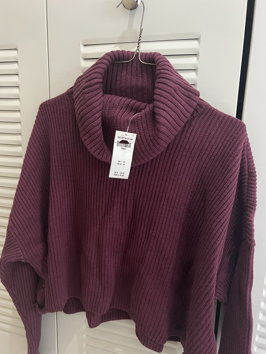 Hollister sweater brand new - photo 4