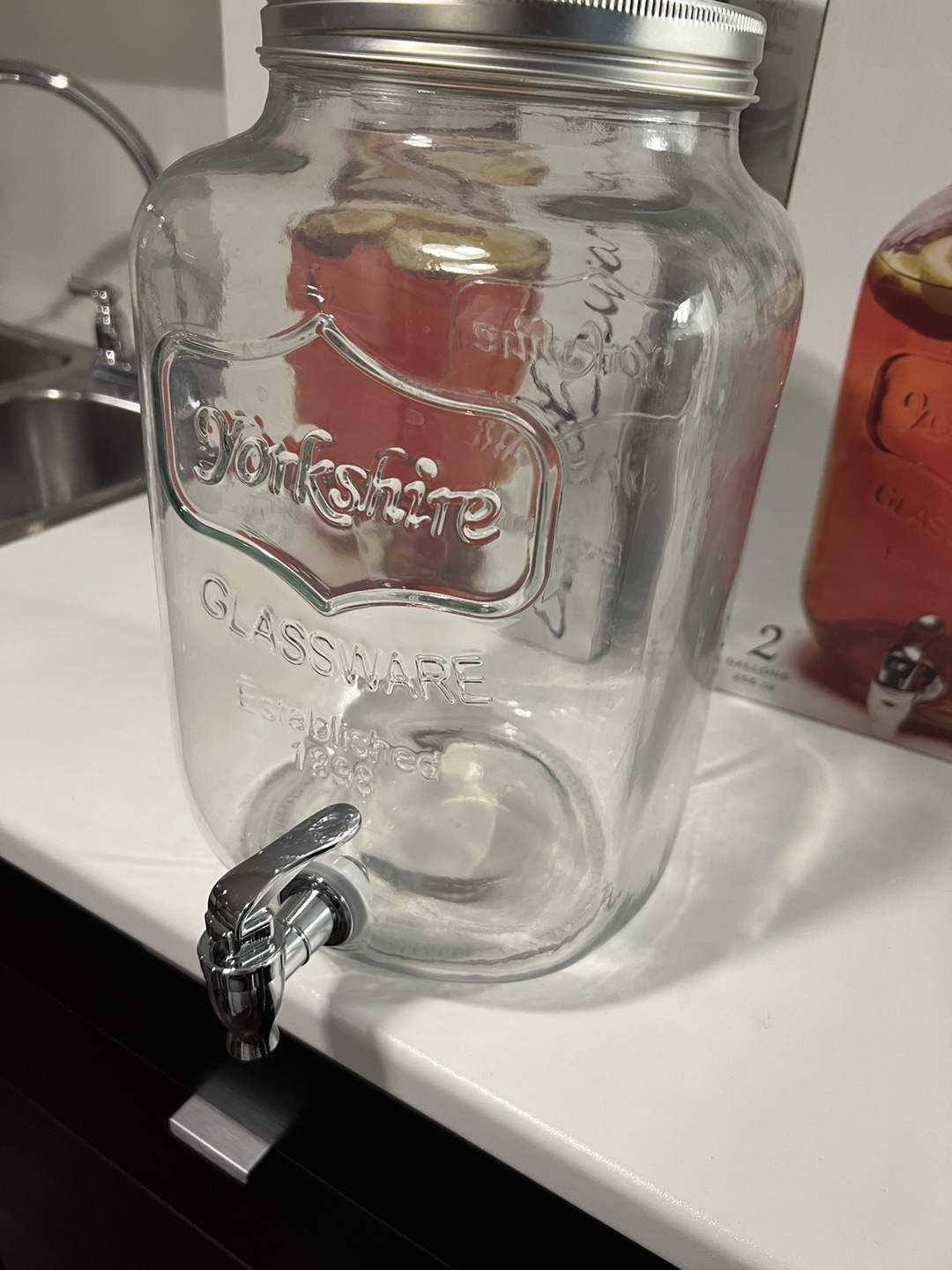 Moving Sale: 2 x Glass Beverage Dispenser - photo 2
