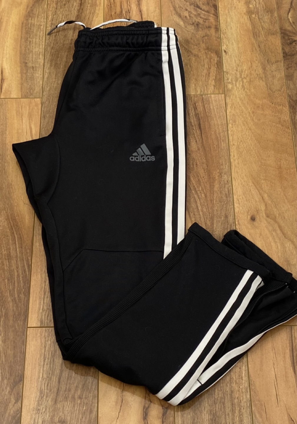 Adidas pants size S