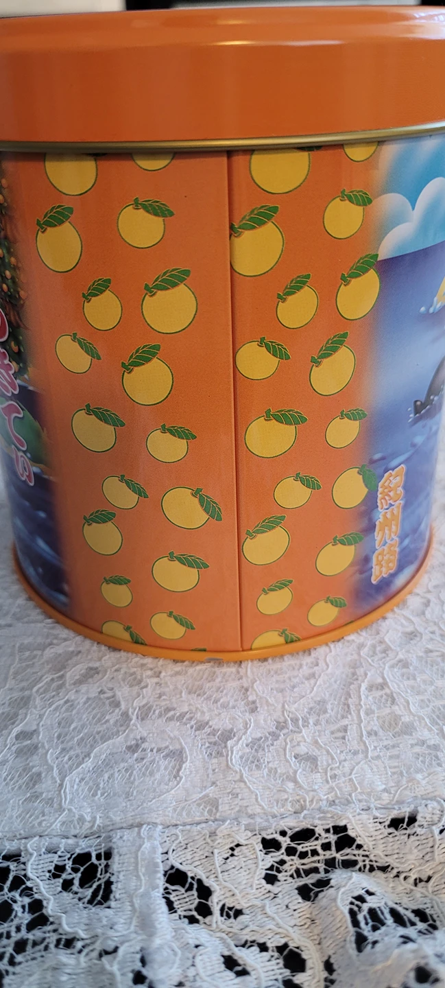 Made in Japan Sanrio Hello Kitty Candy Tin image indicator(4)