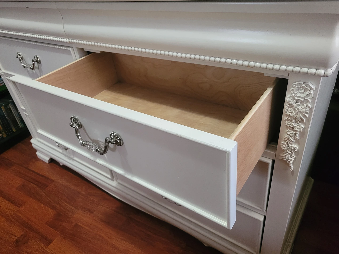 Dresser - photo 4