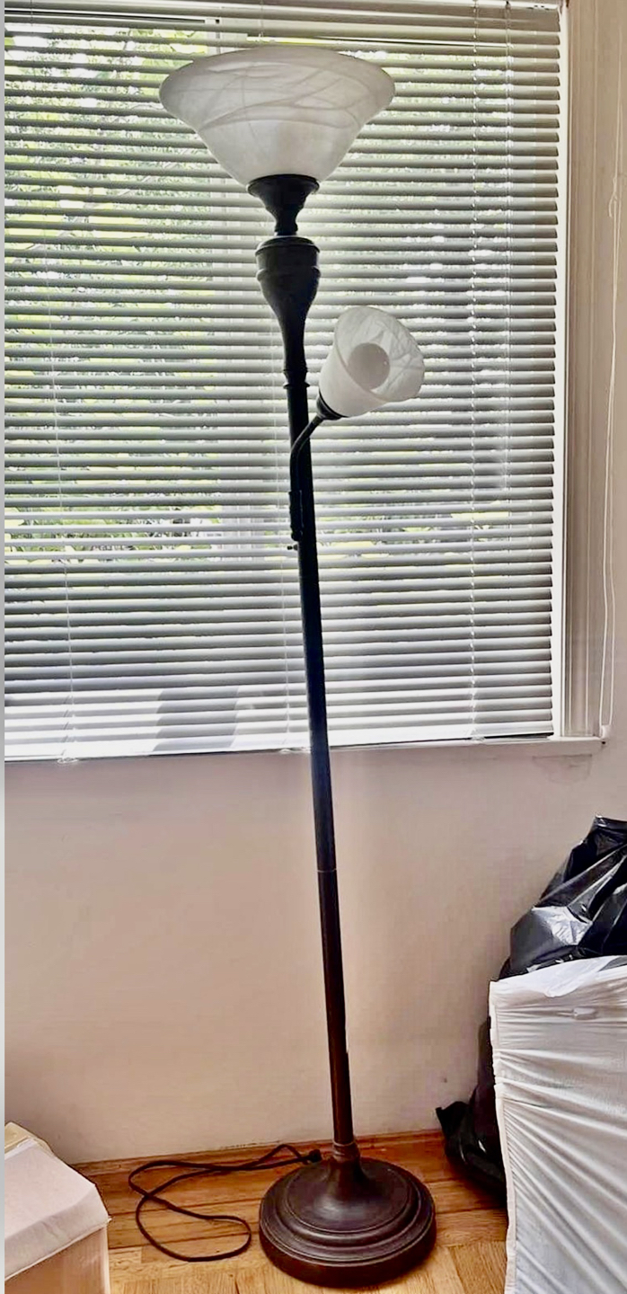 #freecycle FREE lamp pick up@ downtown
