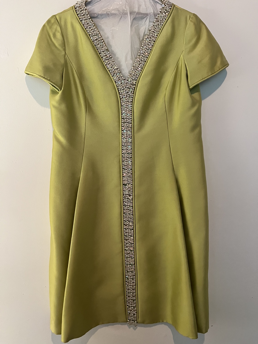 Elegant Bejeweled Vintage Dress (size 10)