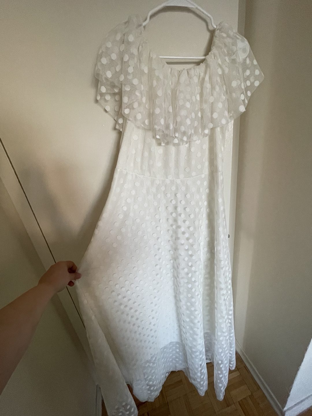 Wedding dress - photo 2