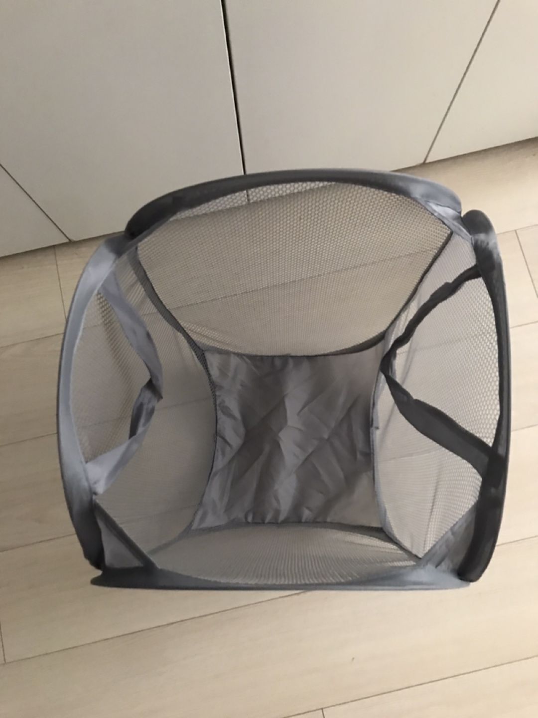 Foldable pop up mesh laundry basket - photo 2