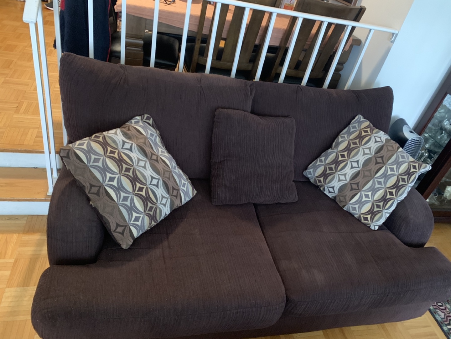 Sofa and coffee table - photo 2