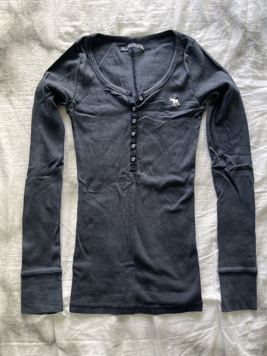 Abercrombie & Fitch Long Sleeve Top thumbnail