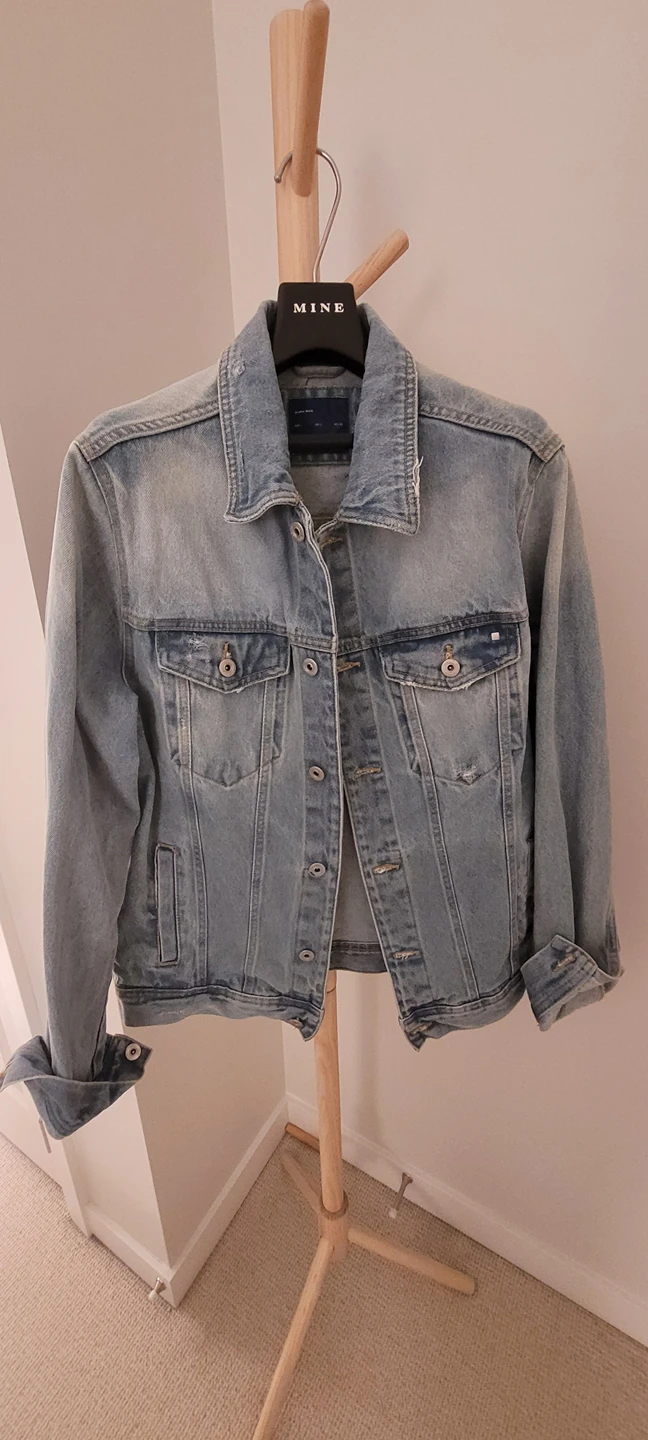 Zara Denim Jacket (Large) thumbnail