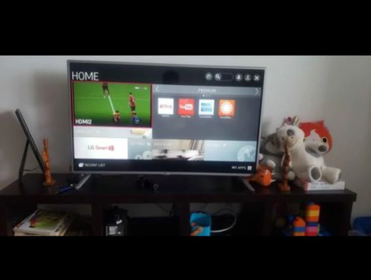 47" LG Smart TV for sale immediately..