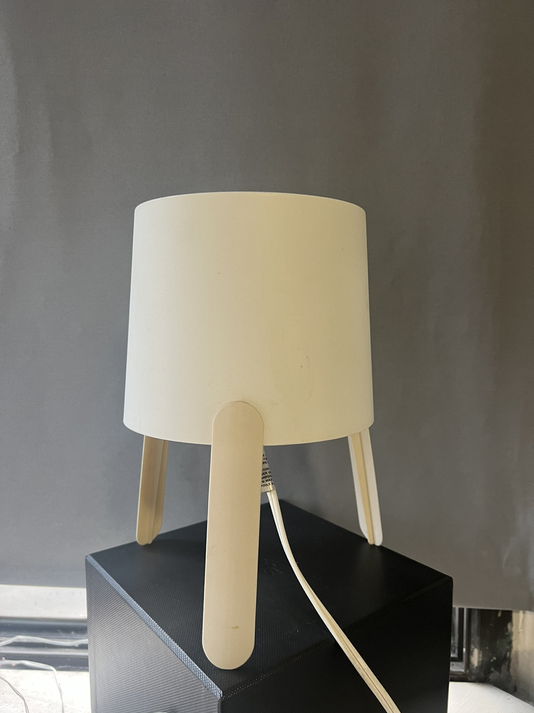 IKEA bedside lamp w lightbulb 🌱 thumbnail