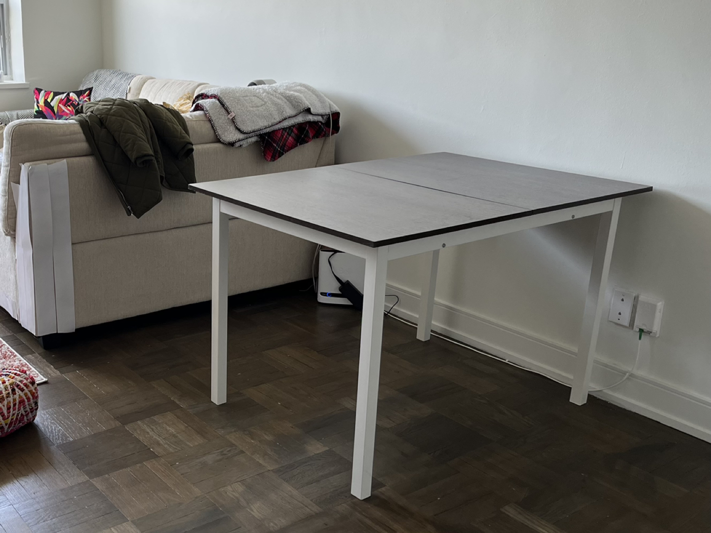 Extendable Dining Table