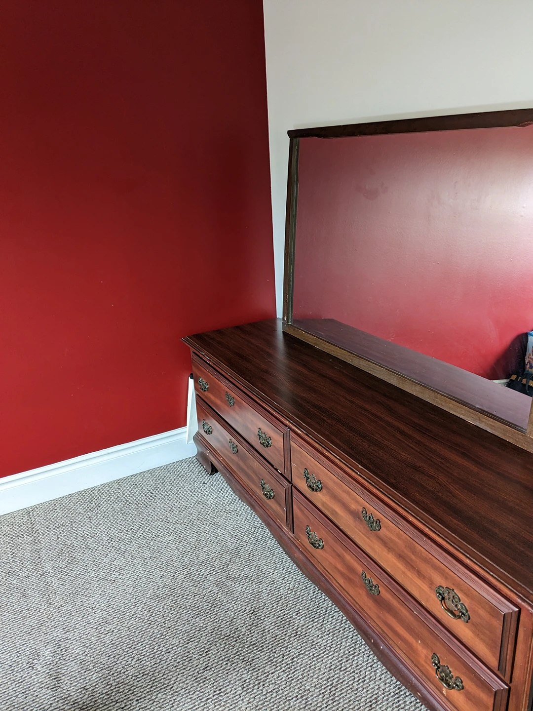 4 drawer wooden dresser - photo 2