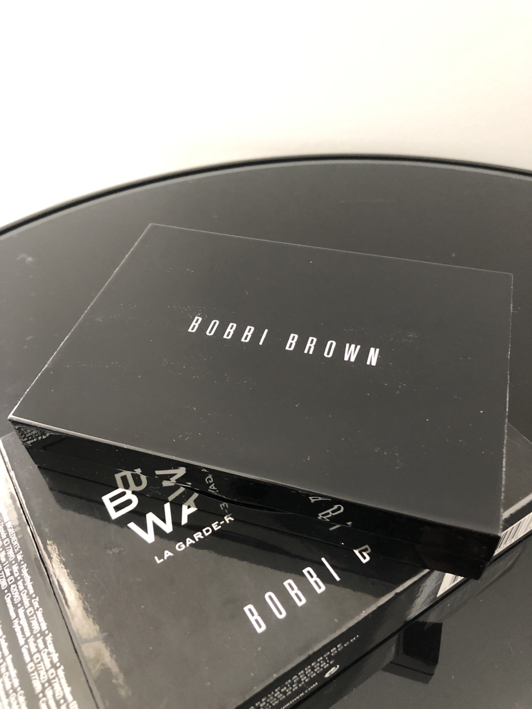 Bobbi Brown eye shadow palette and mini brushes - photo 3