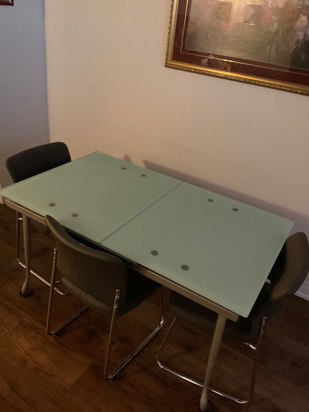 Dining table and 4 chairs - photo 5