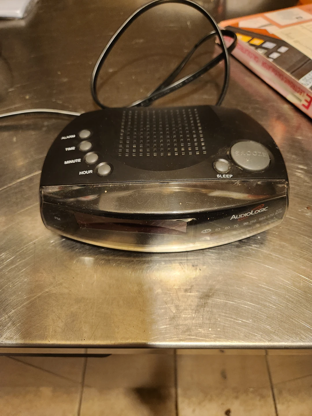 alarm clock radio thumbnail