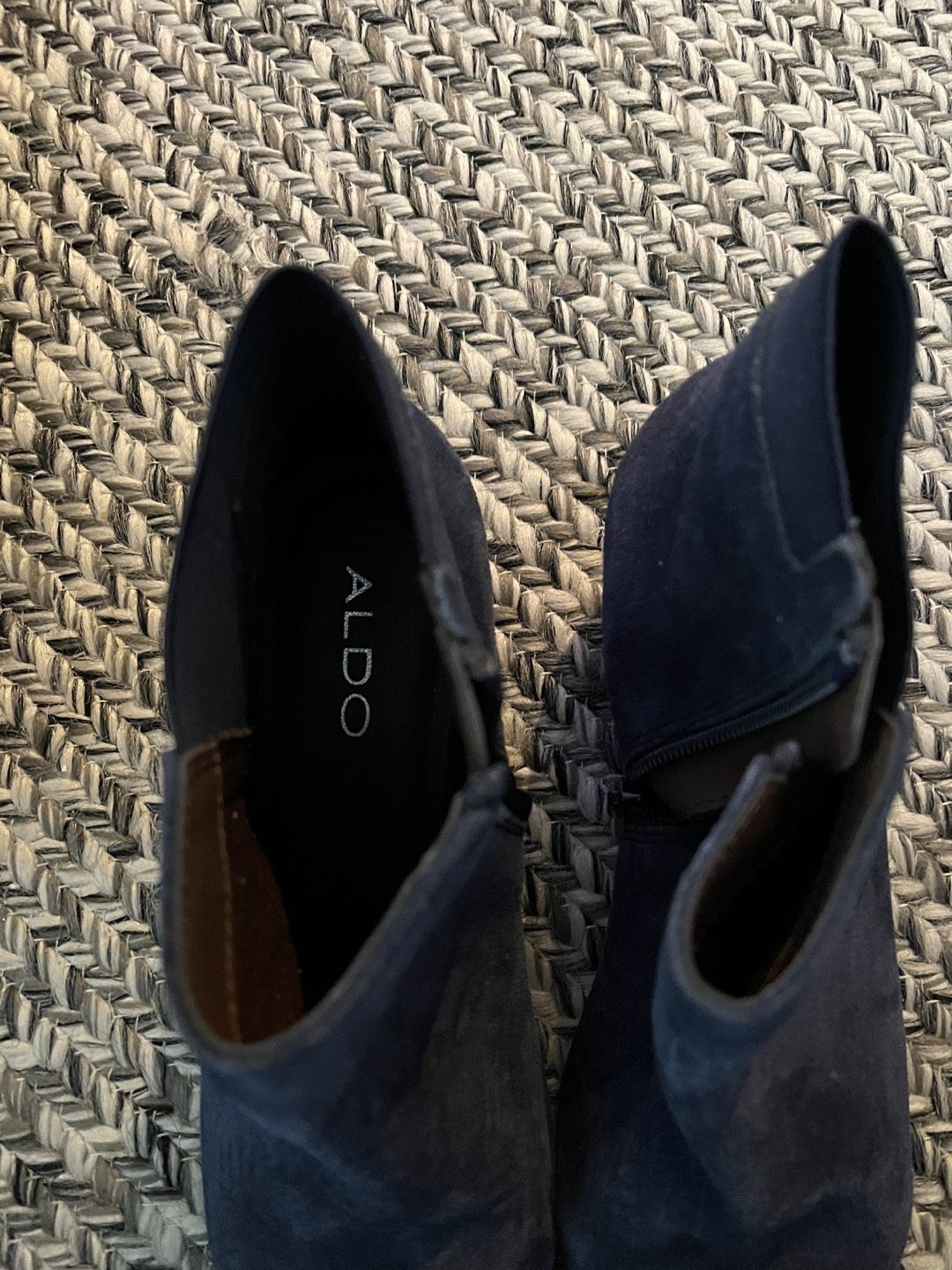 Aldo booties navy size 8.5 image indicator(2)