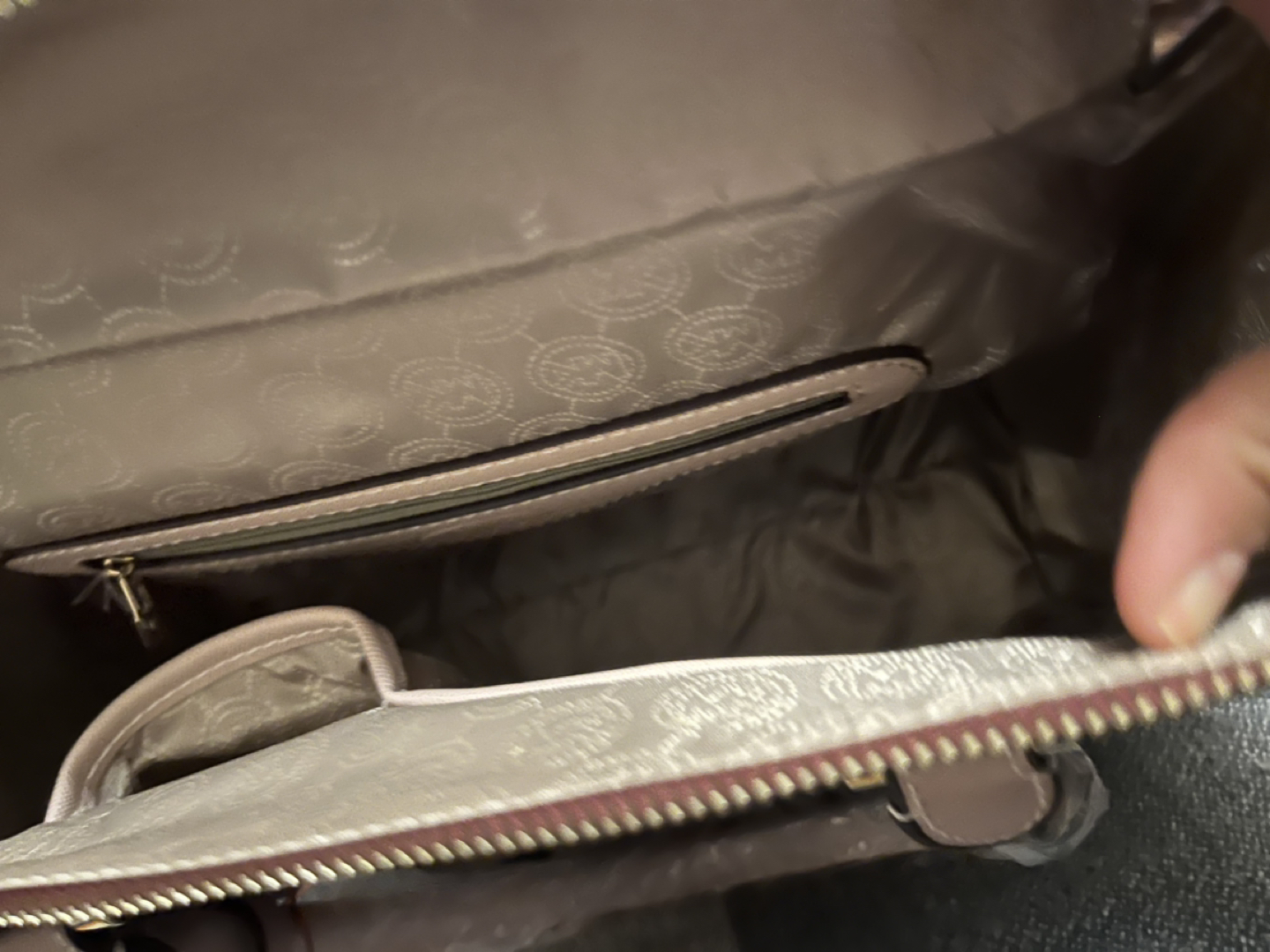Brand New MK Bag. - photo 3