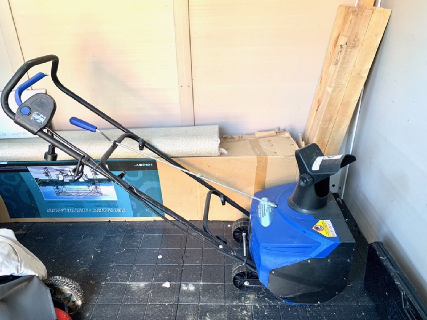 Snow blower thumbnail