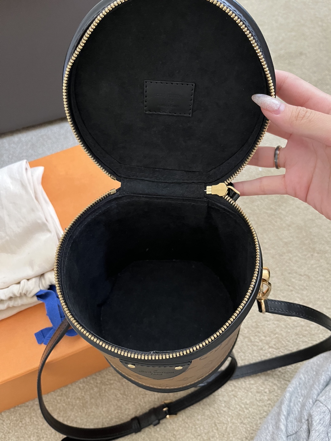 Authentic Louis Vuitton Reverse Monogram Cannes Bag - photo 5