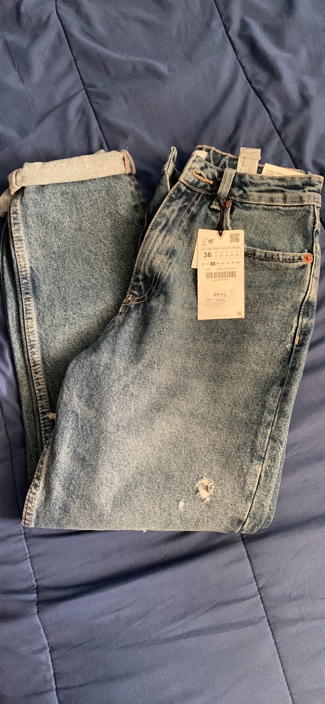Zara classic mom for. High rise, size 4 or 36 thumbnail