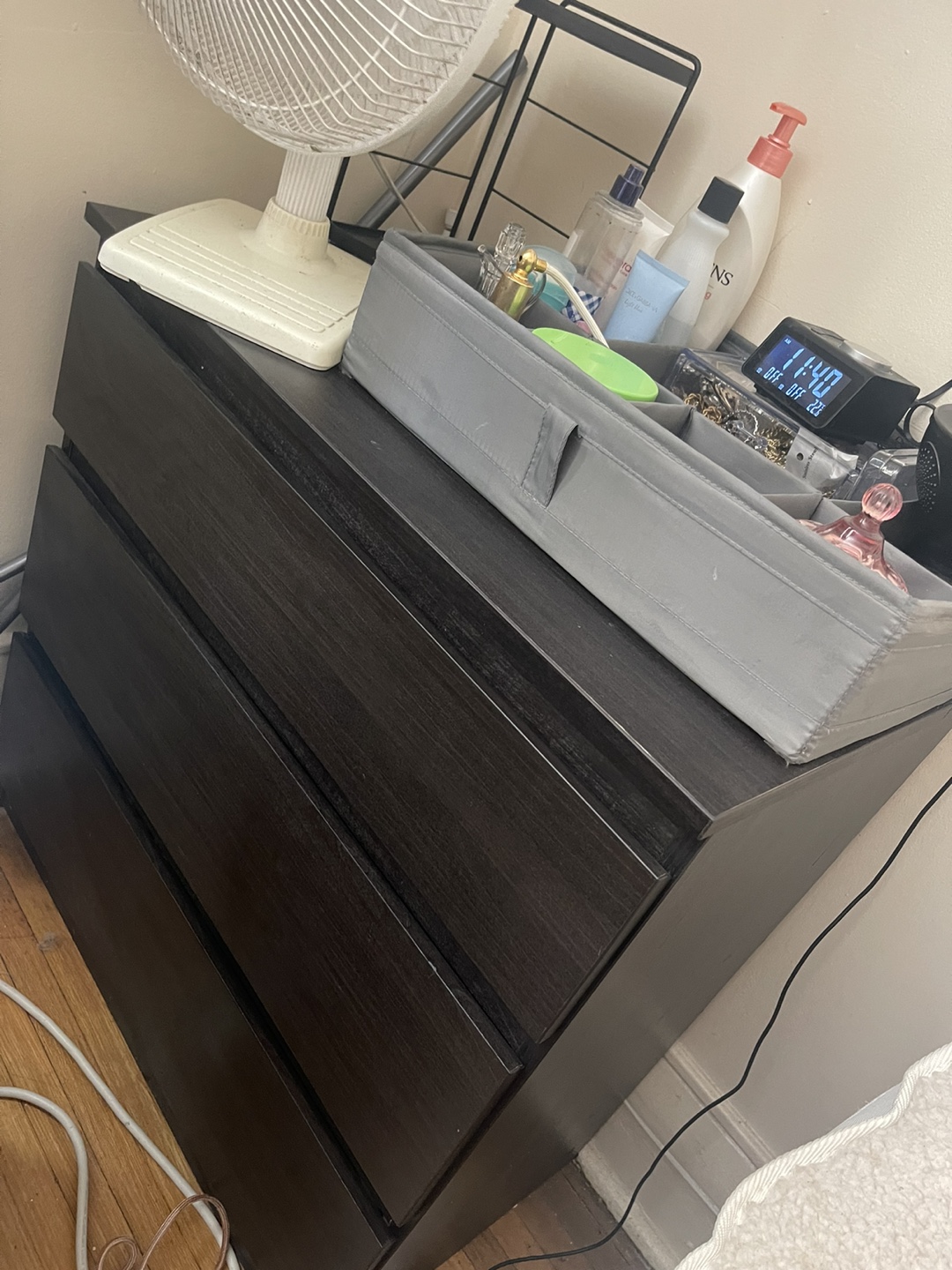 MOVING SALE