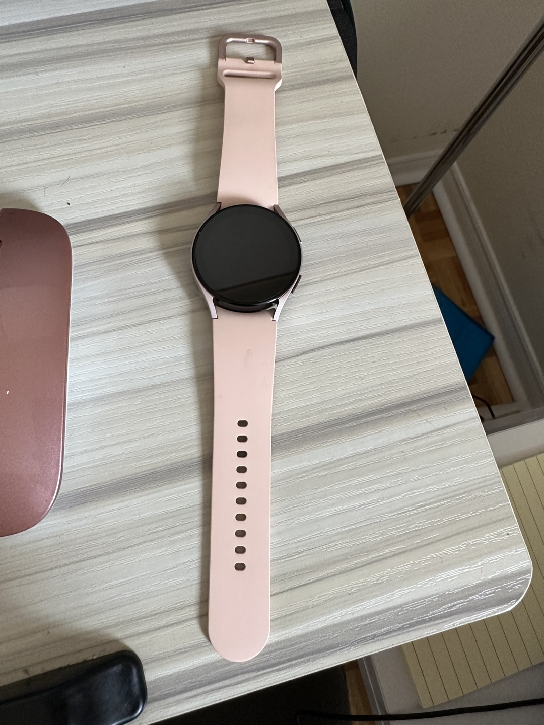 New Samsung Watch 5 40mm Pink Gold thumbnail